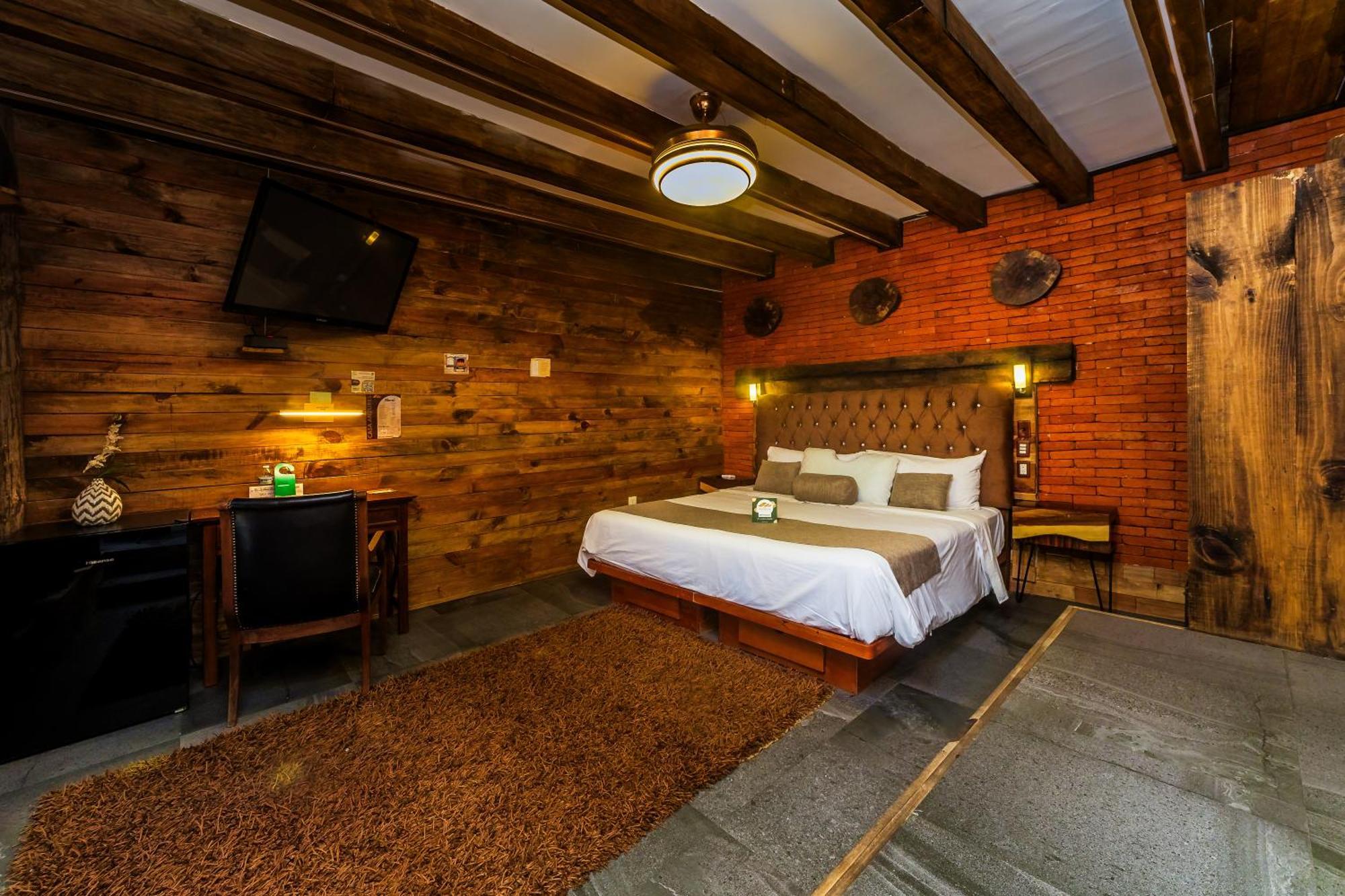 Casa Anzures Hotel 4*
